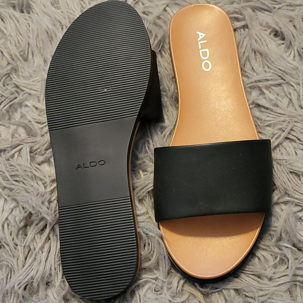 Aldo flat sandals